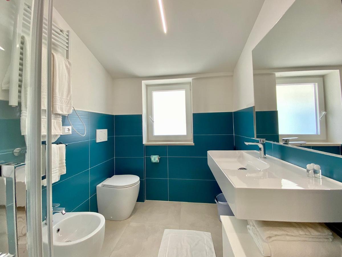 Em Apartments Lignano Sabbiadoro Ngoại thất bức ảnh