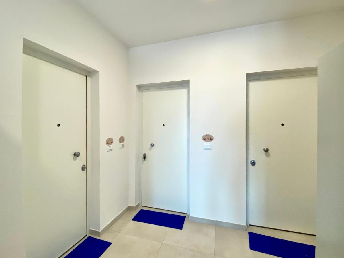 Em Apartments Lignano Sabbiadoro Ngoại thất bức ảnh