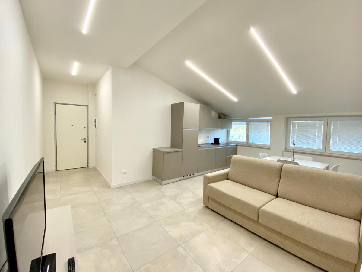 Em Apartments Lignano Sabbiadoro Ngoại thất bức ảnh