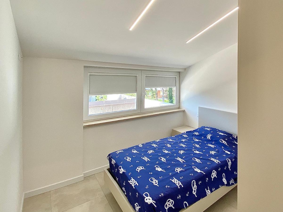 Em Apartments Lignano Sabbiadoro Ngoại thất bức ảnh